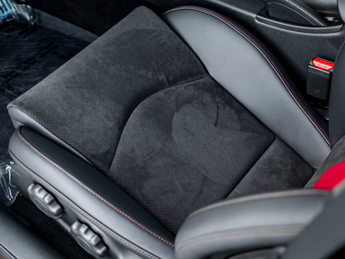 Used 2026 Nissan Z NISMO w/ Floor Mat Package RWD image 19