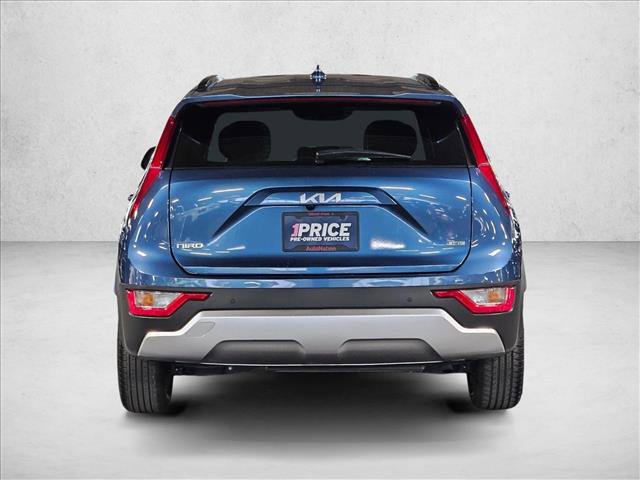 Used 2024 Kia Niro EX image 7