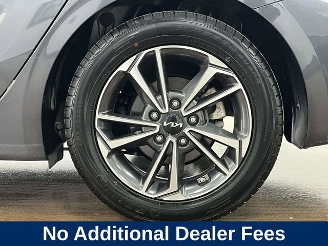 Used 2023 Kia Forte LXS FWD image 13