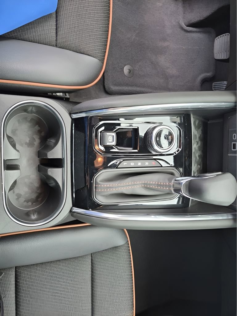 New 2026 GMC Canyon AT4 image 39