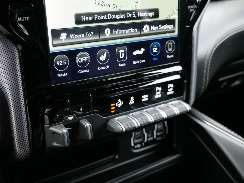 Used 2021 RAM 1500 Limited w/ Night Edition image 19