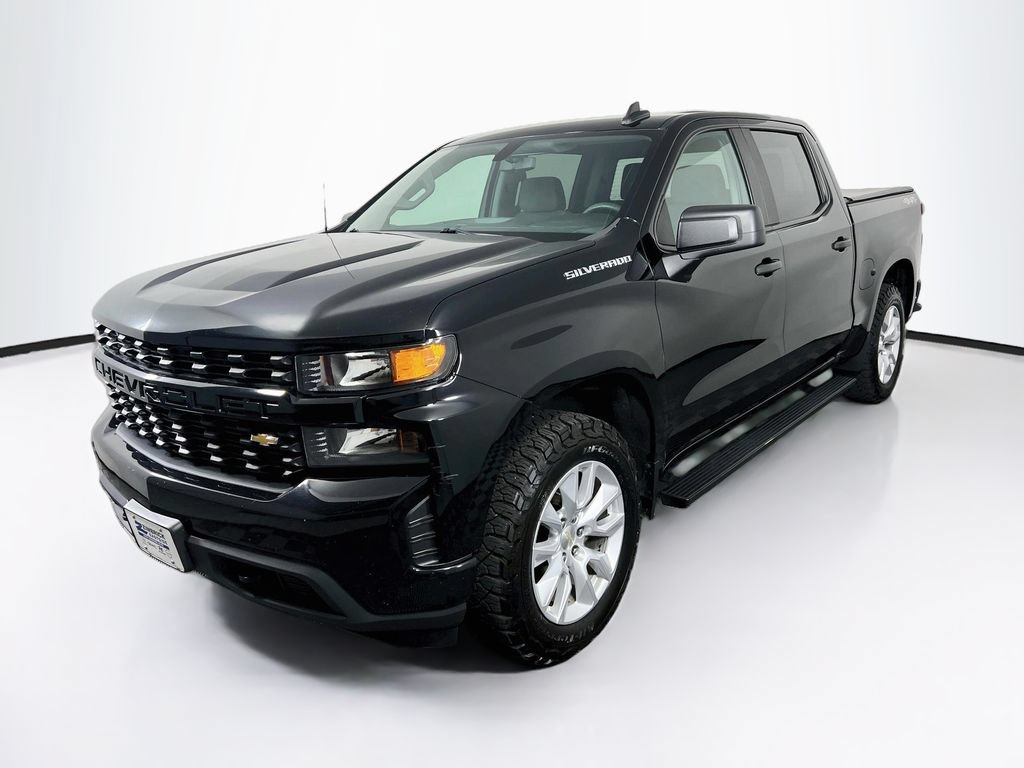 Certified 2020 Chevrolet Silverado 1500 Custom w/ Custom Value Package AWD/4WD image 3