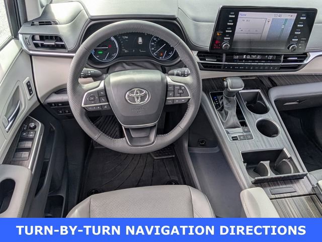 Used 2024 Toyota Sienna Limited image 7