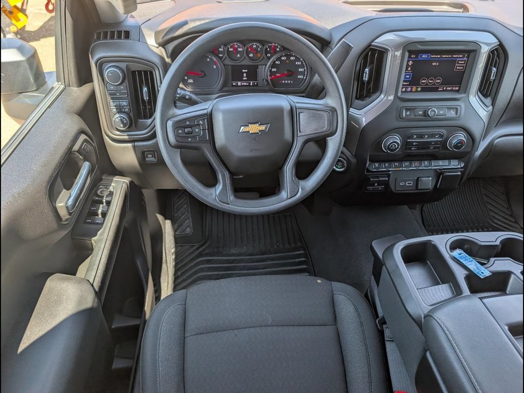 Used 2024 Chevrolet Silverado 2500 Custom w/ Custom Value Package AWD/4WD image 11