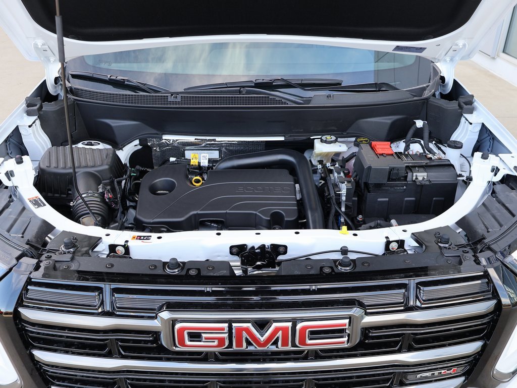 New 2026 GMC Terrain AT4 w/ LPO, Black Badging Package image 41
