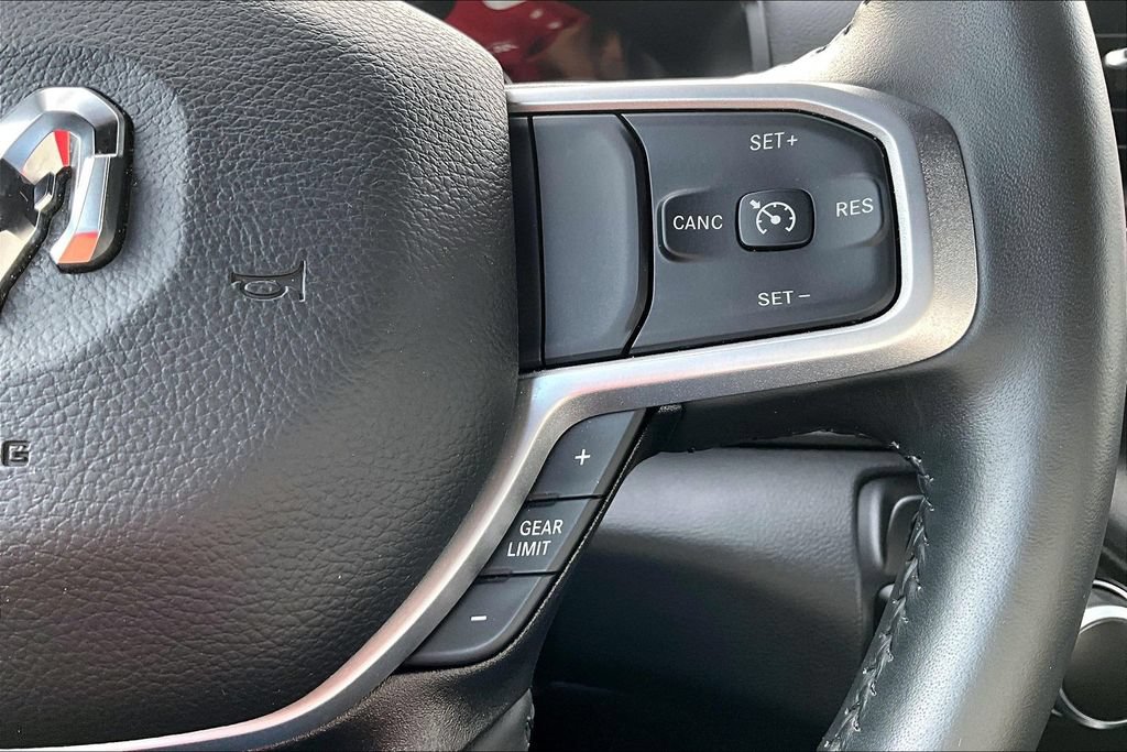 Used 2023 RAM 1500 Big Horn AWD/4WD image 12