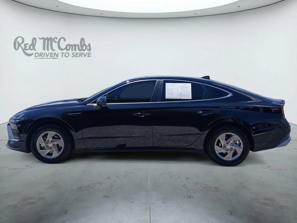Used 2026 Hyundai Sonata SE FWD image 2