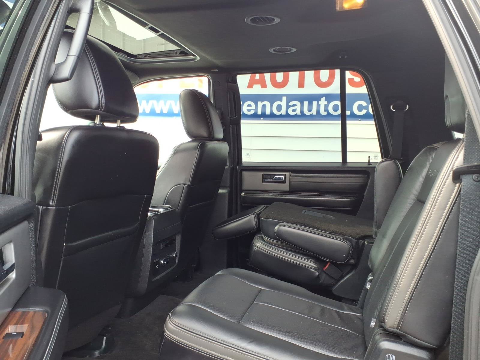 Used 2017 Ford Expedition EL Platinum AWD/4WD image 13