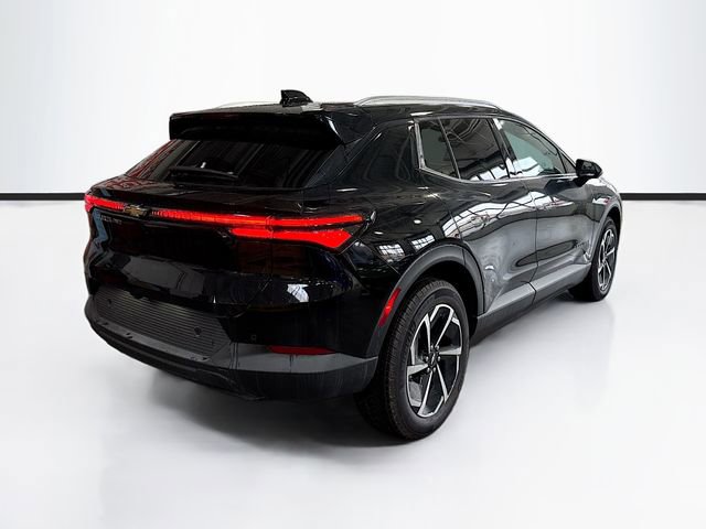 New 2026 Chevrolet Equinox EV LT image 6