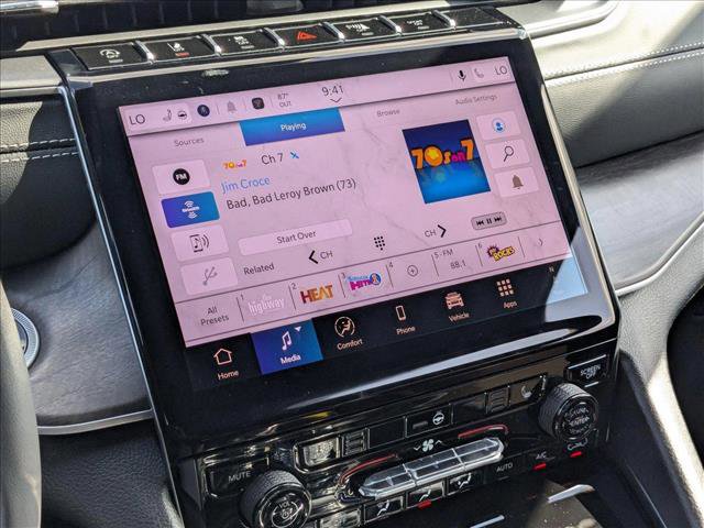 New 2025 Jeep Grand Cherokee L Limited w/ Black Appearance Package image 13