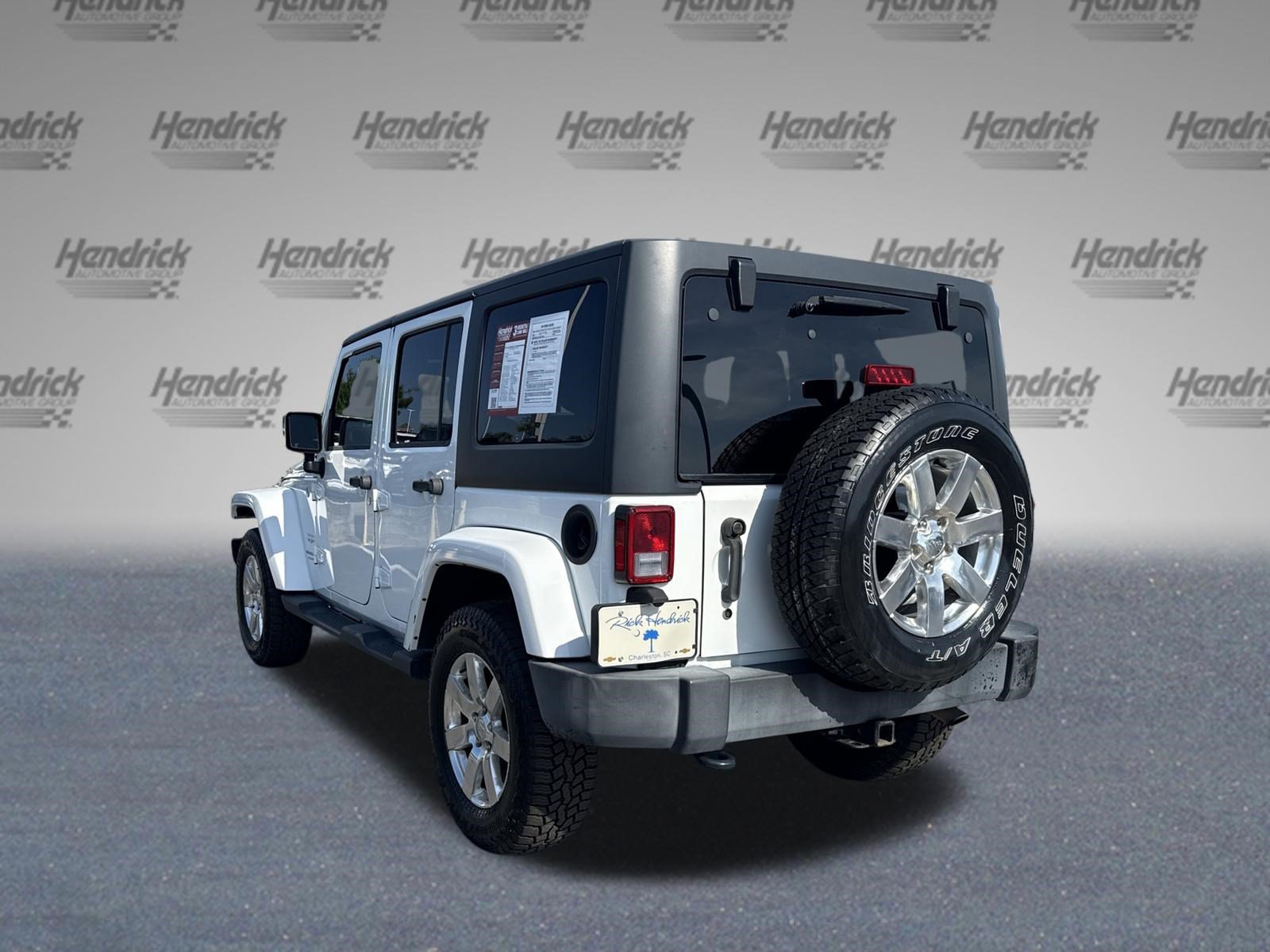 Used 2018 Jeep Wrangler Unlimited Sahara w/ Max Tow Package AWD/4WD image 8