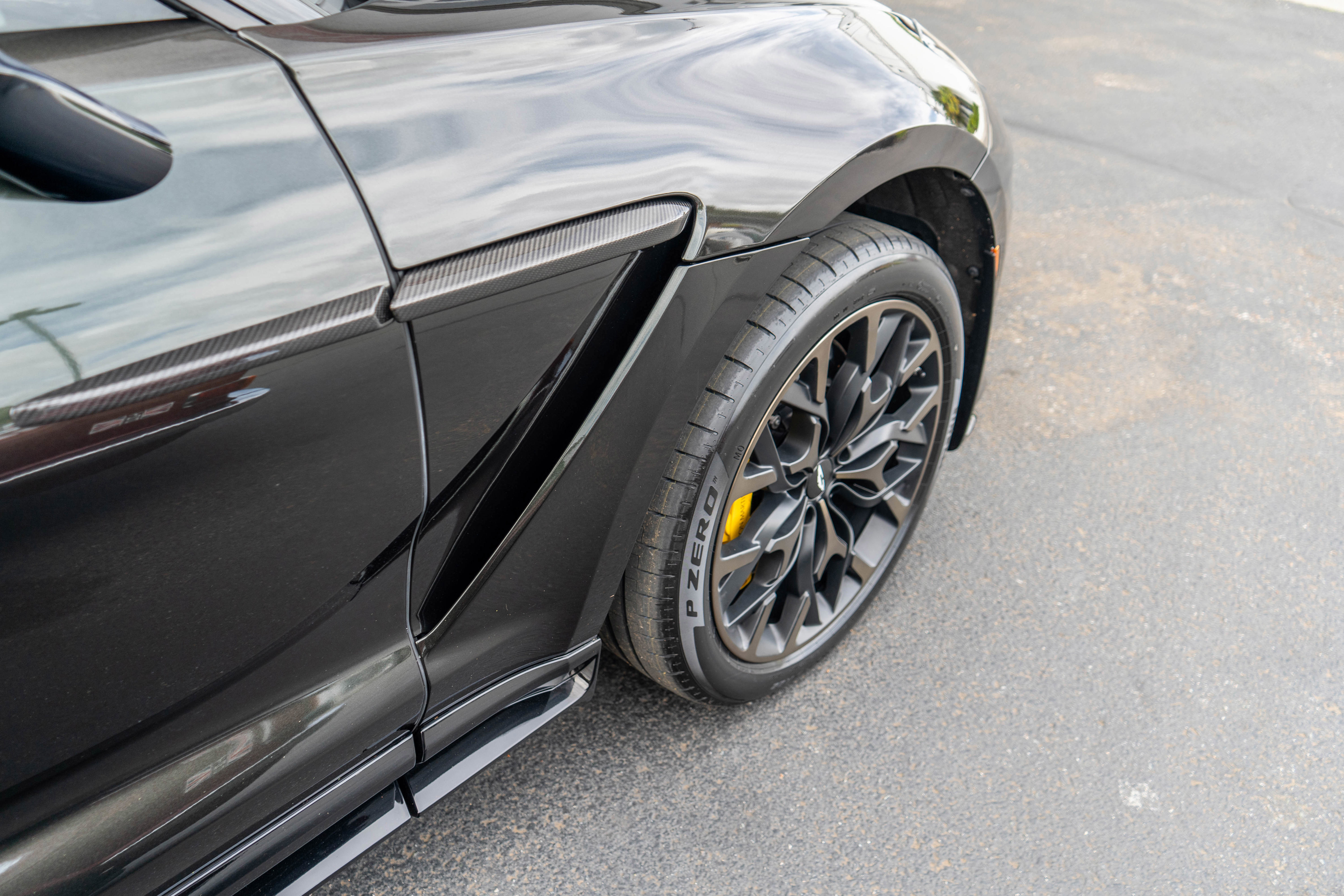 Used 2023 Aston Martin DBX 707 AWD/4WD image 9