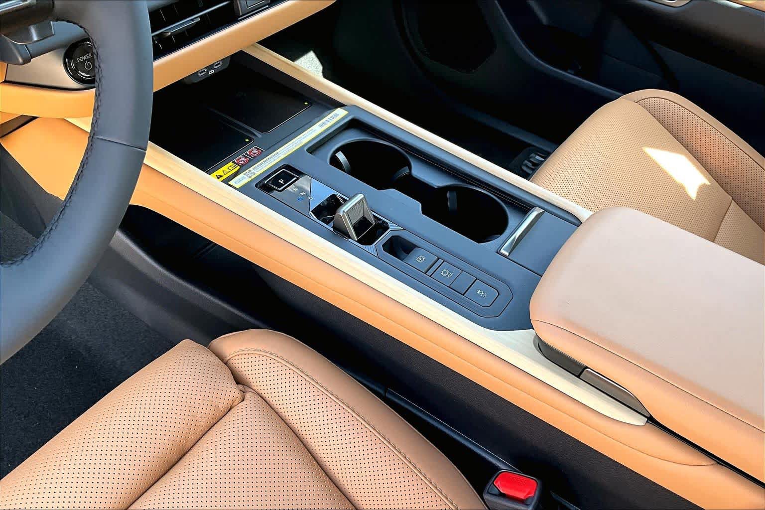 New 2026 Lexus ES 350e FWD image 7