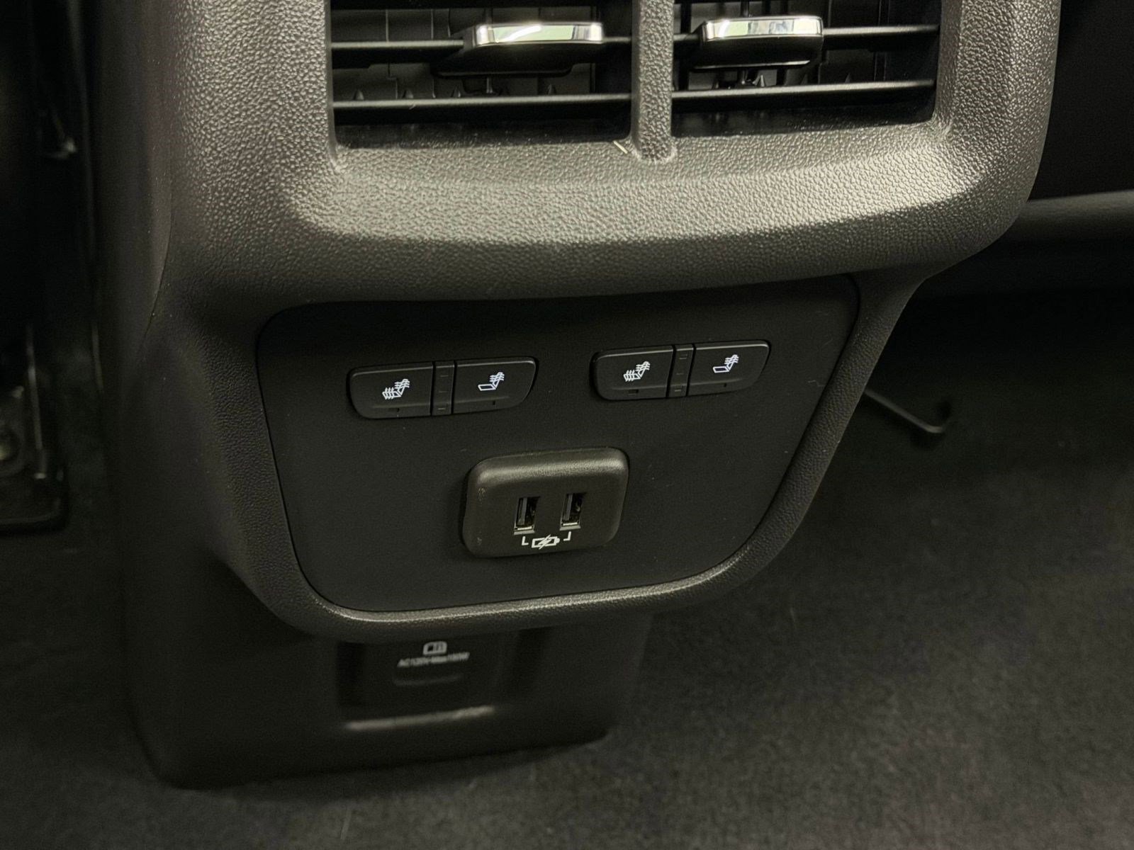 Used 2020 GMC Terrain Denali w/ Denali Premium Package image 23