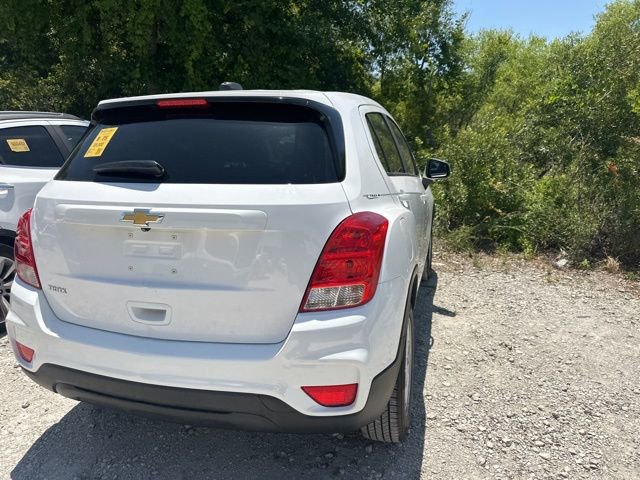 Used 2020 Chevrolet Trax LS w/ Tint and Cruise Package FWD image 28
