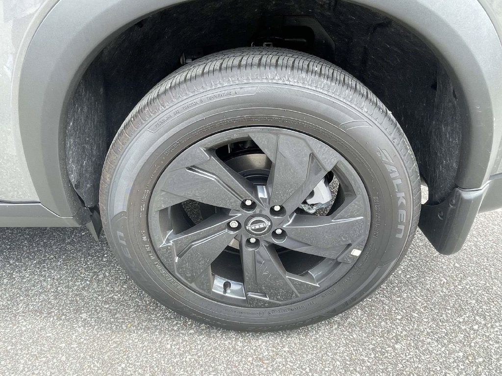 New 2026 Nissan Rogue SV w/ Cold Weather Package FWD image 7