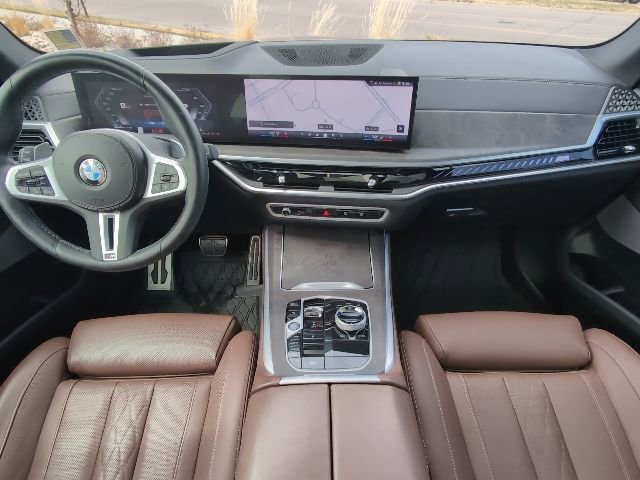 Used 2024 BMW X5 M60i image 22
