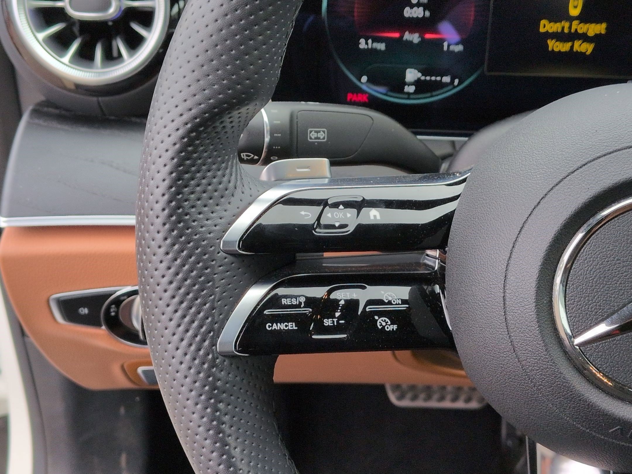 Used 2021 Mercedes-Benz E 450 Coupe image 19