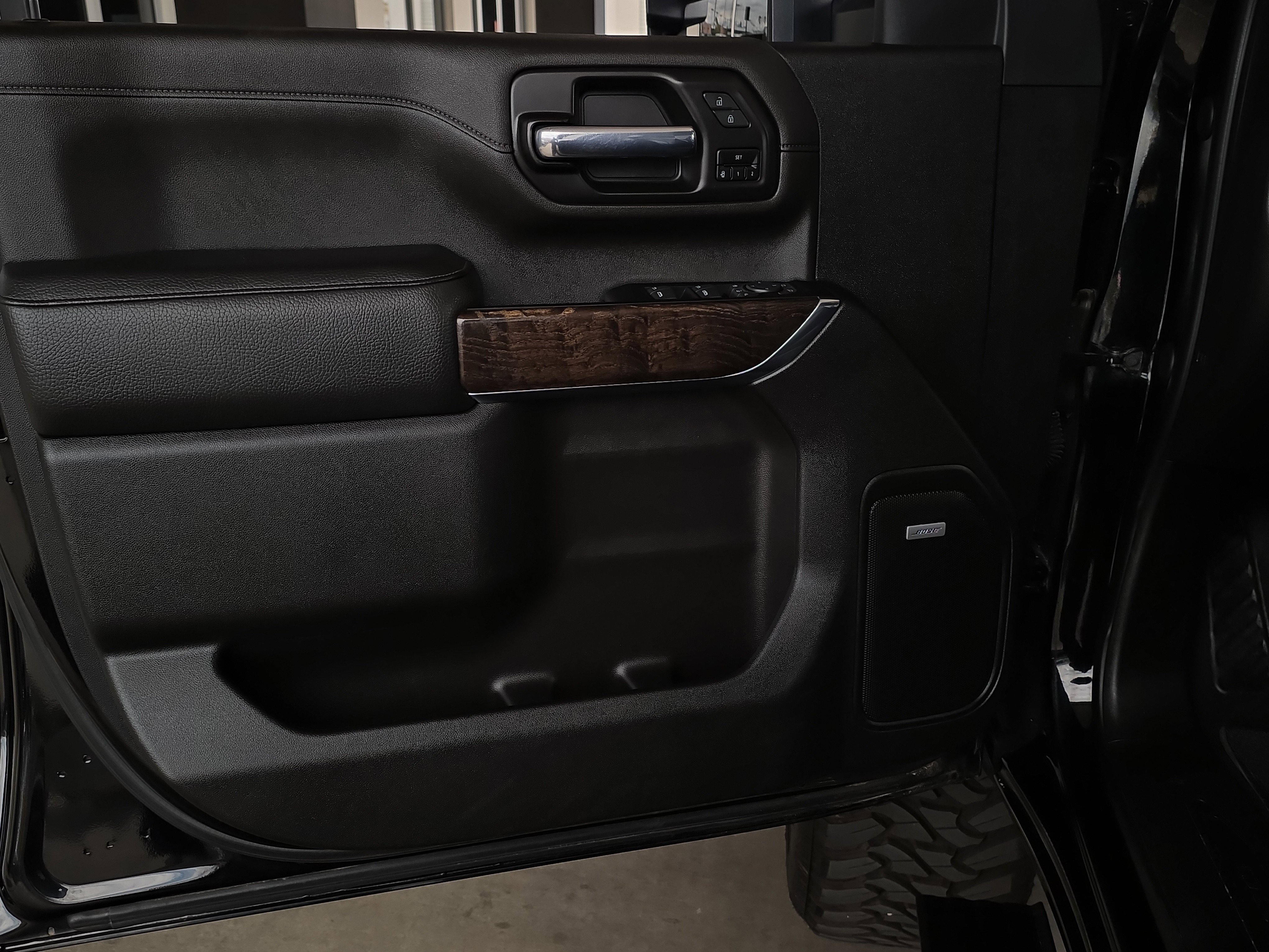 Used 2022 GMC Sierra 2500 Denali image 7