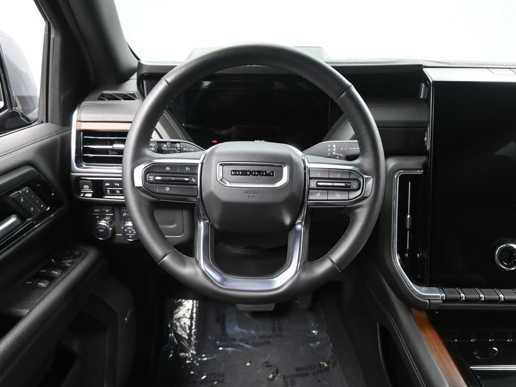 Used 2025 GMC Yukon Denali image 28