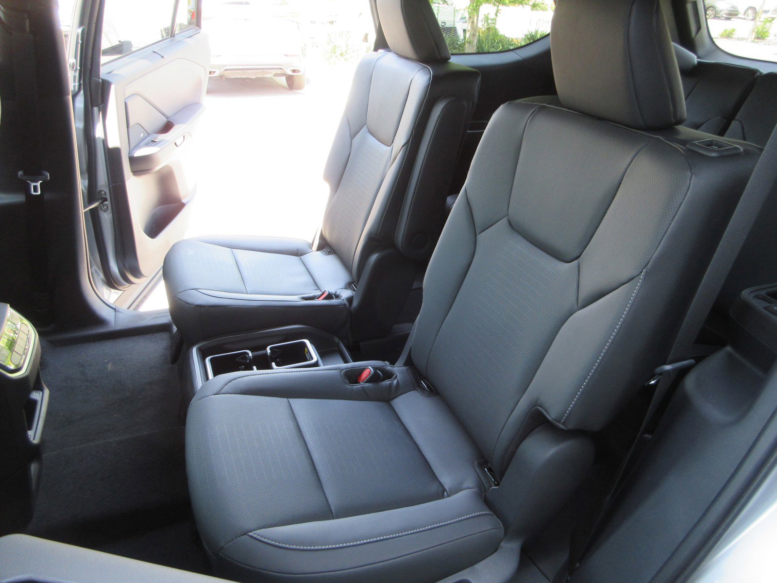 New 2026 Lexus TX 500h AWD image 21