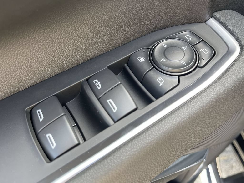 New 2026 Chevrolet Silverado 3500 LT w/ All Star Edition AWD/4WD image 13