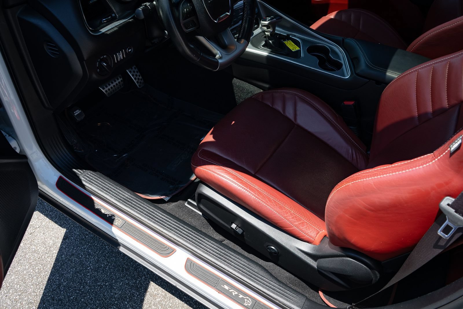 Used 2019 Dodge Challenger SRT Hellcat RWD image 30