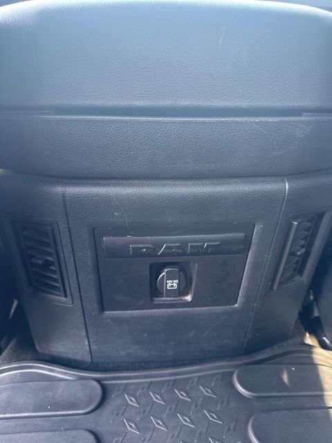 Used 2017 RAM 1500 Sport image 26