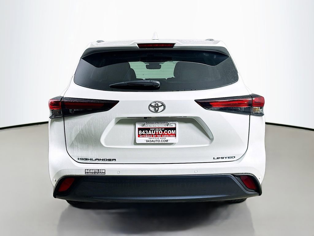 Used 2024 Toyota Highlander Limited image 6