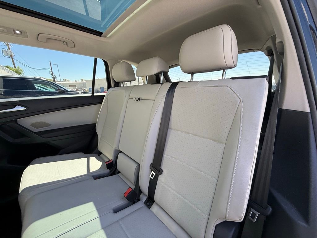 Used 2021 Volkswagen Tiguan SEL w/ 3-Row Tiguan MDO Package image 8