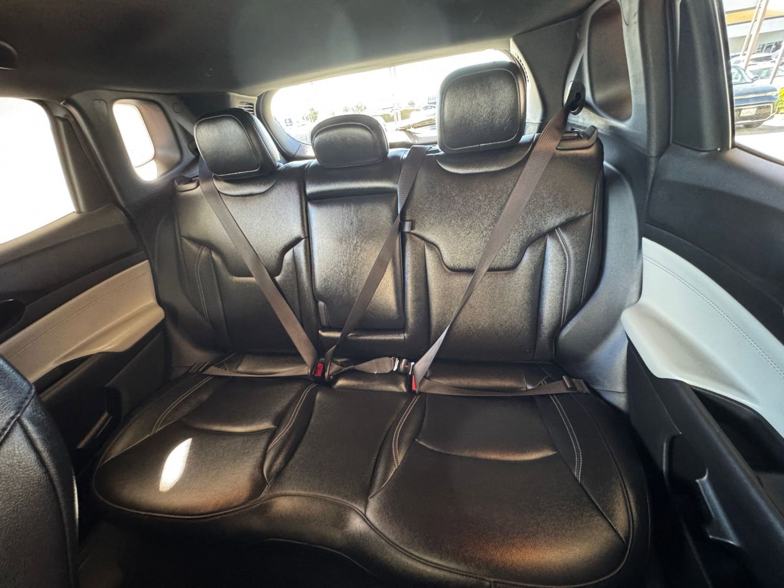 Used 2025 Jeep Compass Limited AWD/4WD image 39