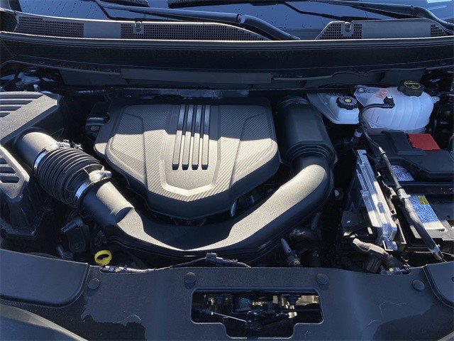 Certified 2025 Chevrolet Traverse LT image 25