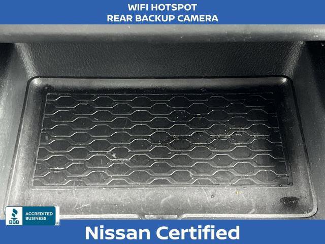 Certified 2024 Nissan Frontier SL image 7