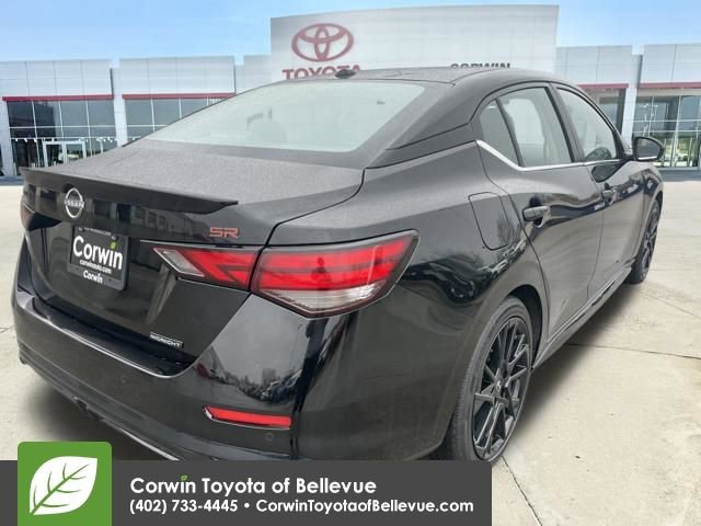 Used 2025 Nissan Sentra SR w/ Midnight Edition image 5