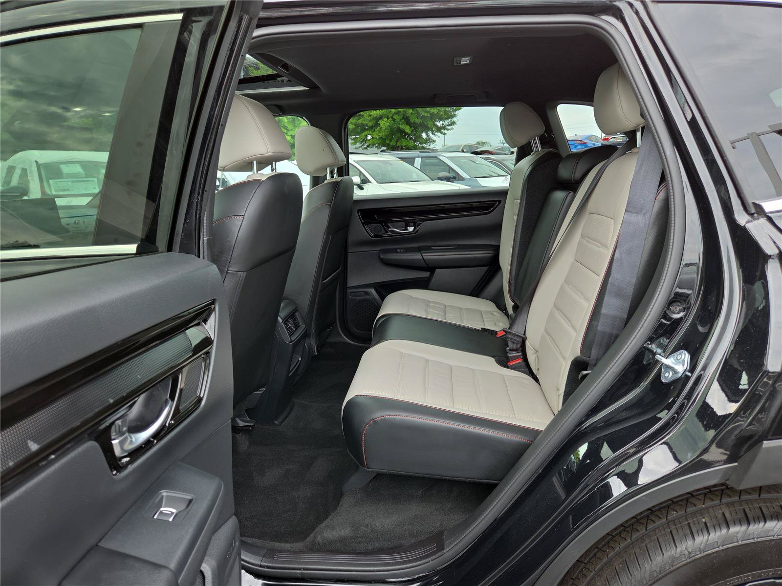Used 2025 Honda CR-V Sport Touring image 24