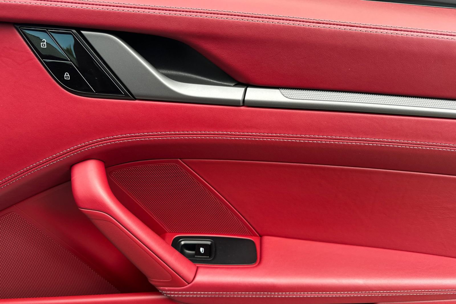 Certified 2021 Porsche 911 Carrera S image 19