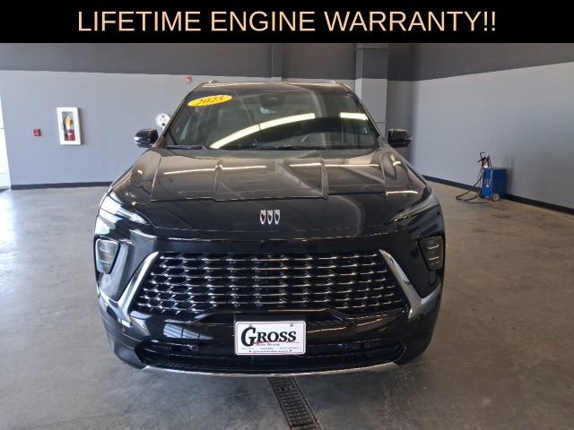 Used 2025 Buick Enclave Avenir w/ Super Cruise Package image 3