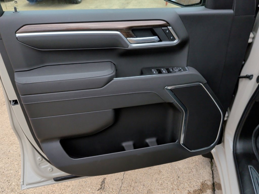 New 2026 Chevrolet Silverado 1500 RST AWD/4WD image 10
