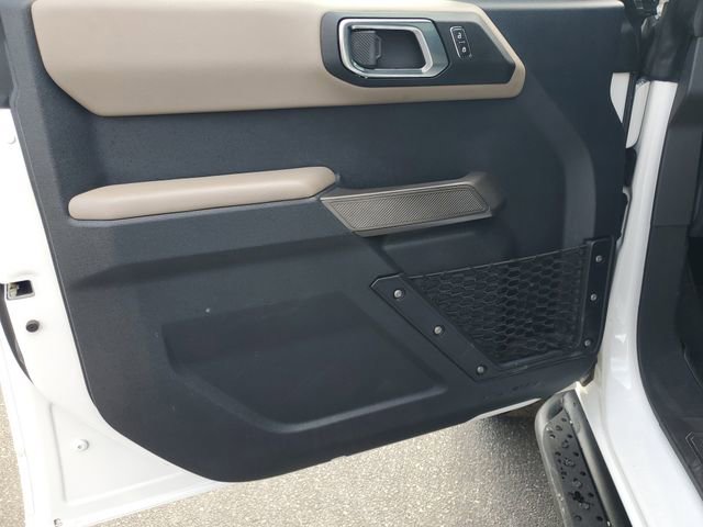 Used 2022 Ford Bronco Wildtrak image 8