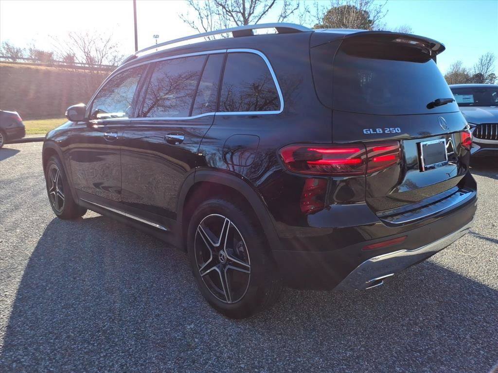 New 2026 Mercedes-Benz GLB 250 image 4