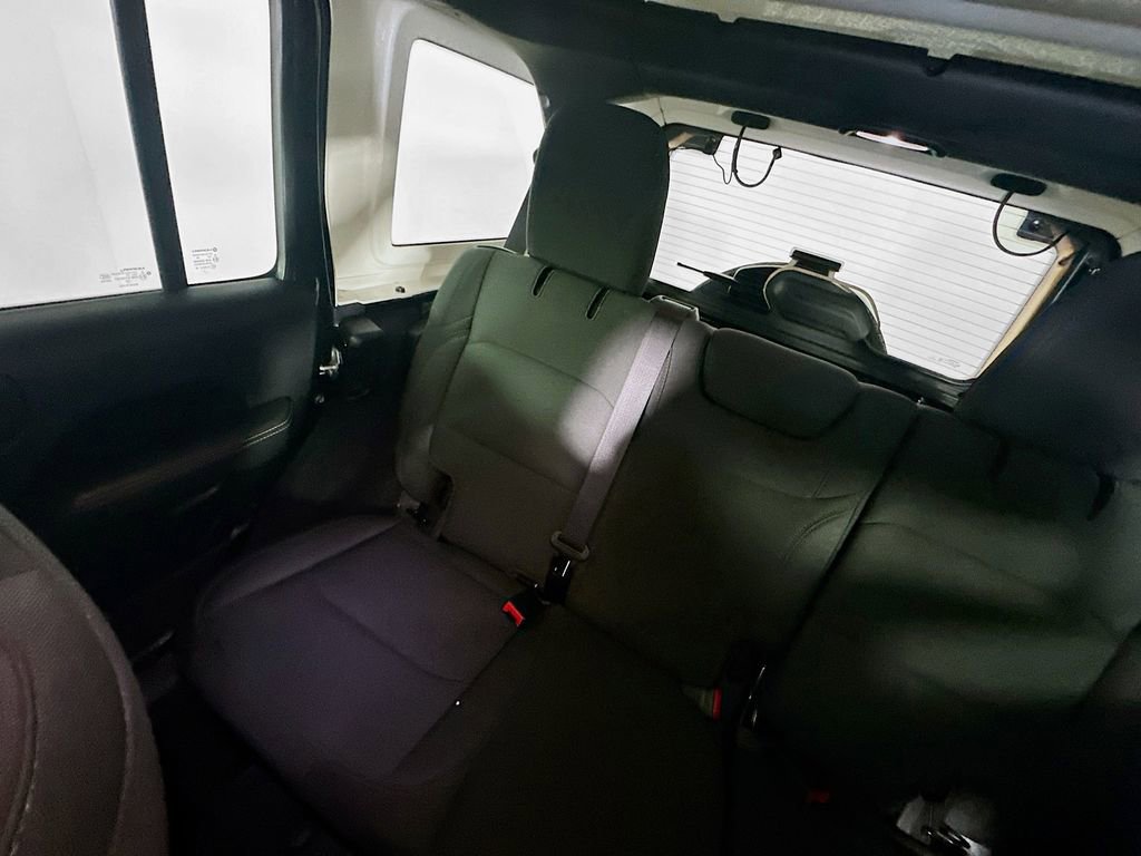 Used 2022 Jeep Wrangler Unlimited Sahara w/ Cold Weather Group image 12