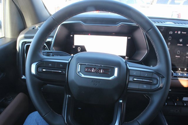 New 2025 GMC Canyon AT4 image 5