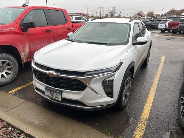 Used 2024 Chevrolet Trax LT w/ Driver Confidence Package