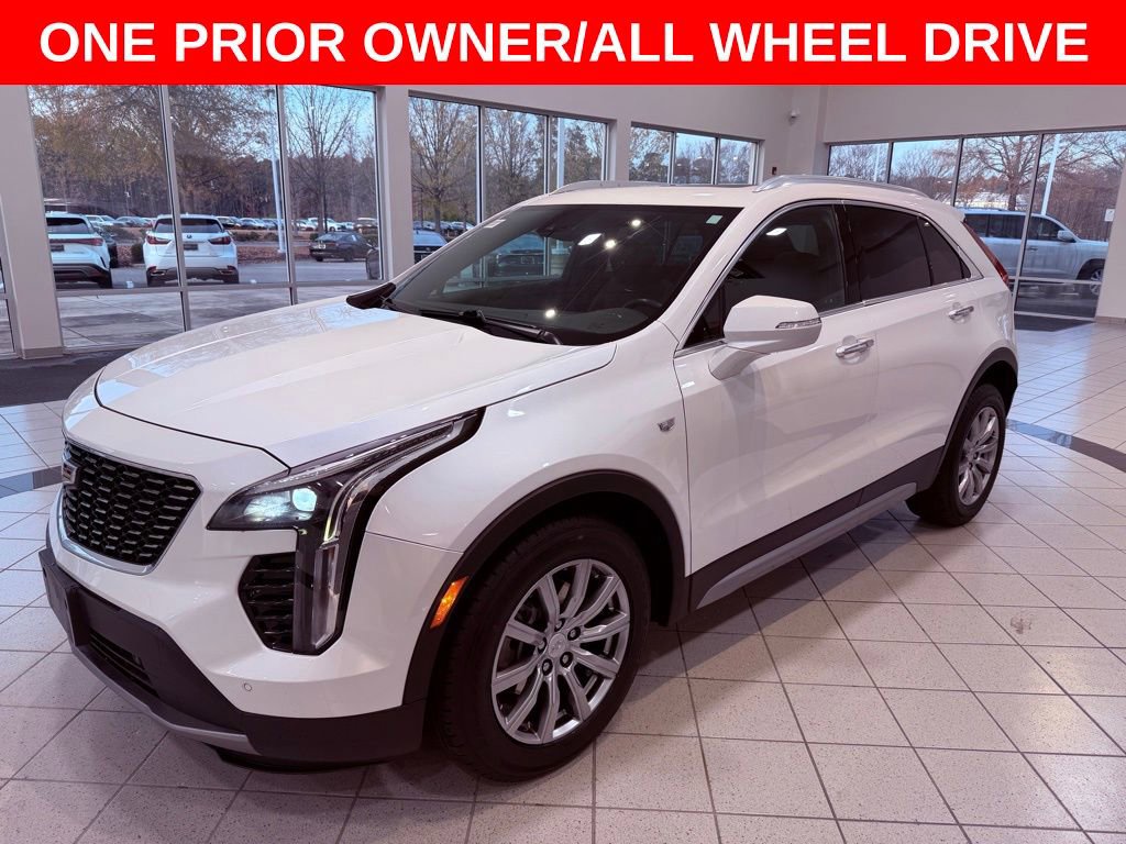 Used 2021 Cadillac XT4 Premium Luxury image 3