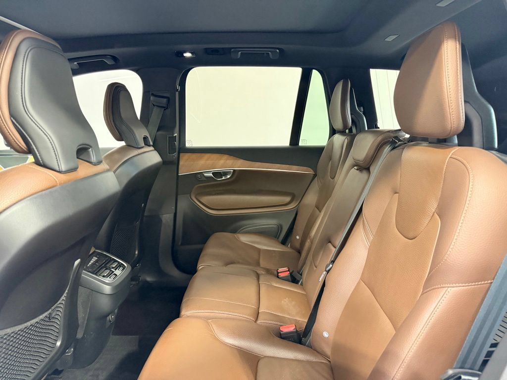 Used 2023 Volvo XC90 B6 Plus w/ Protection Package Premier AWD/4WD image 21