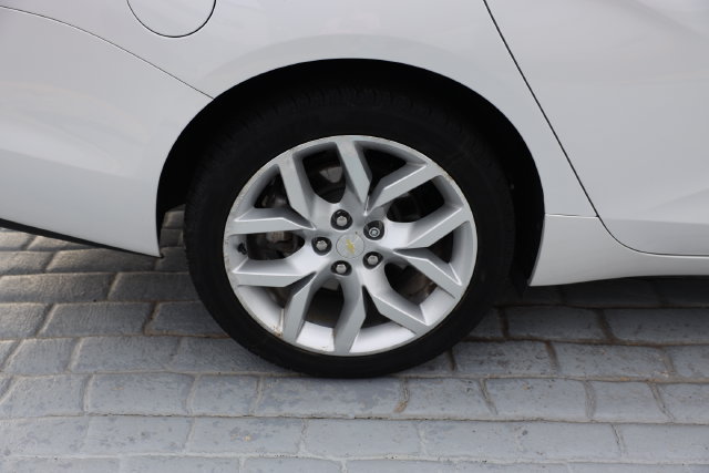Used 2015 Chevrolet Impala LTZ FWD image 46