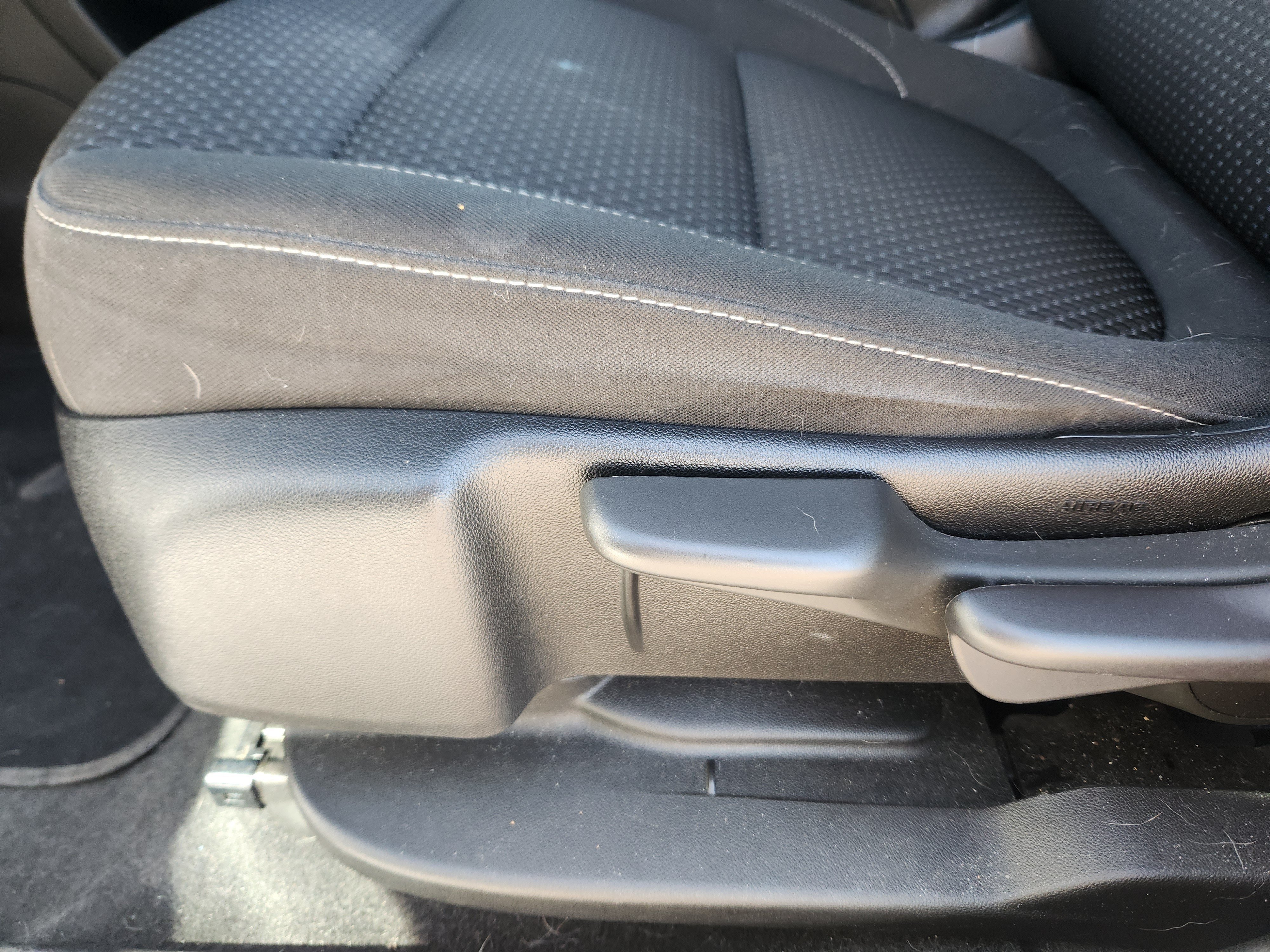 Used 2023 GMC Acadia SLE AWD/4WD image 18