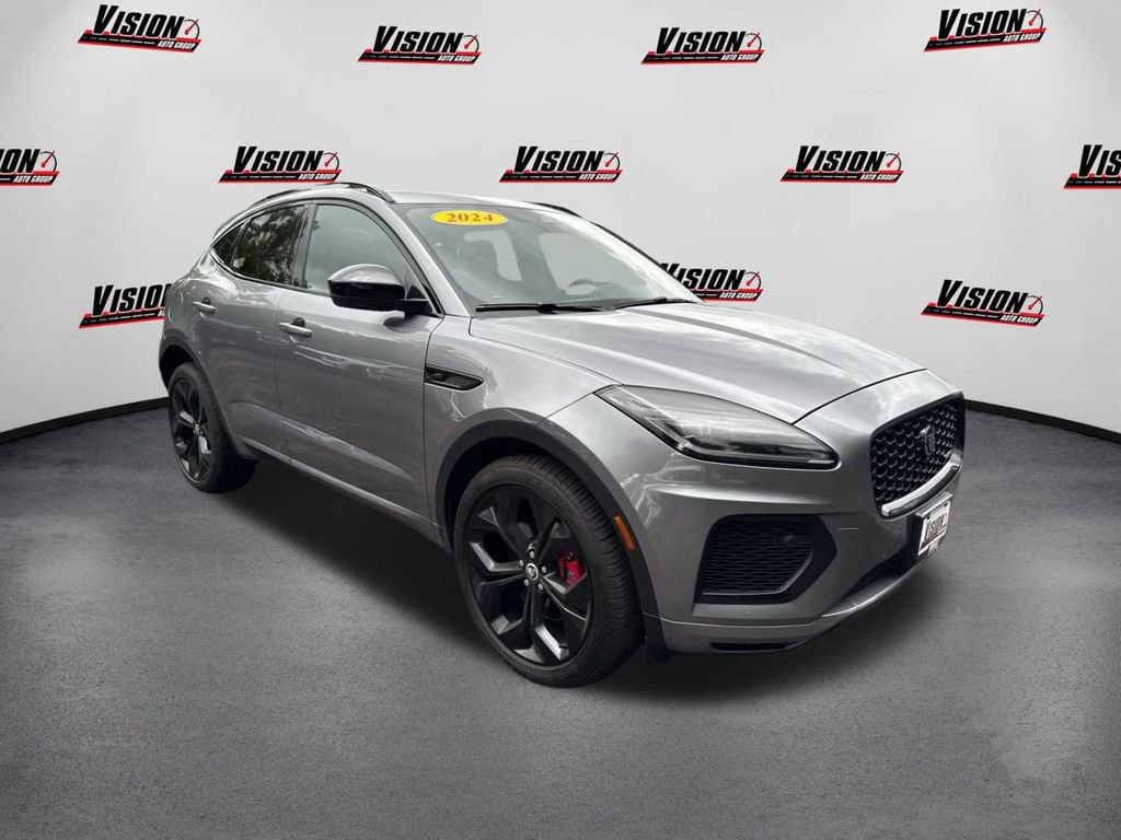 Used 2024 Jaguar E-PACE R-Dynamic SE image 3