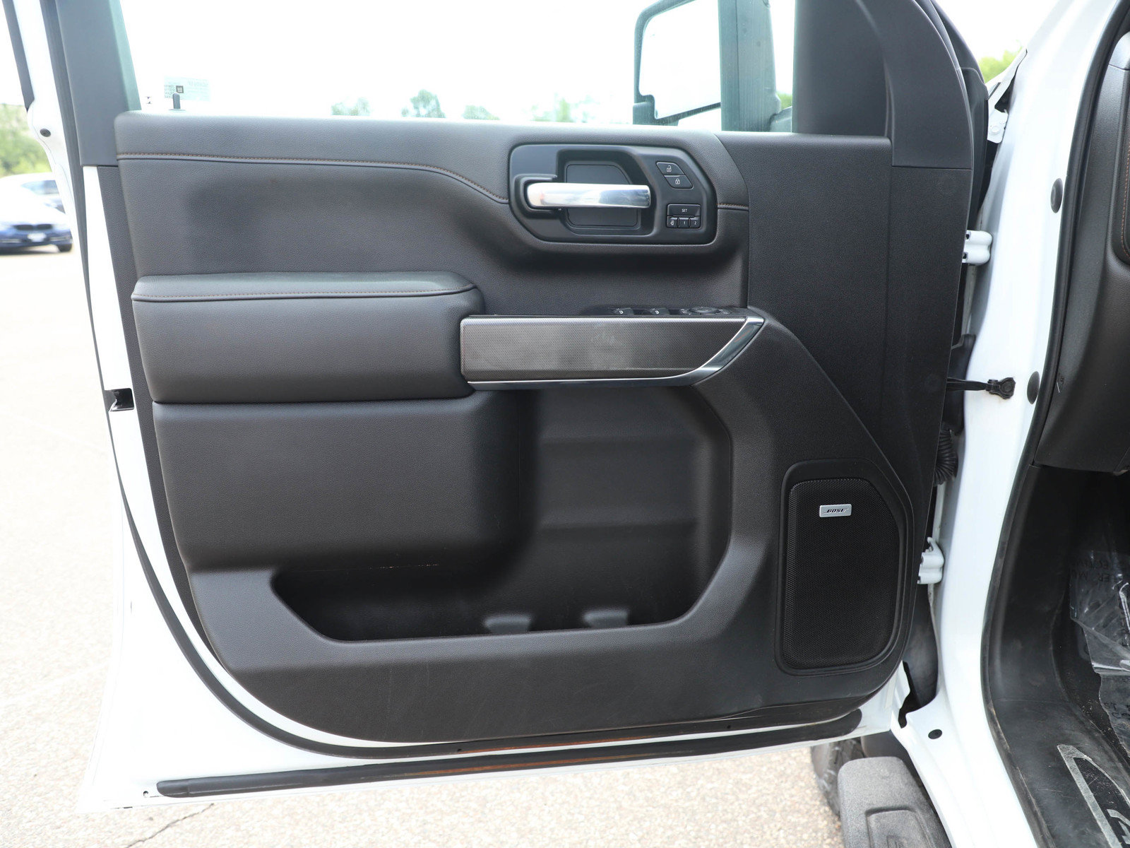 Used 2022 GMC Sierra 2500 AT4 w/ AT4 Preferred Package AWD/4WD image 17