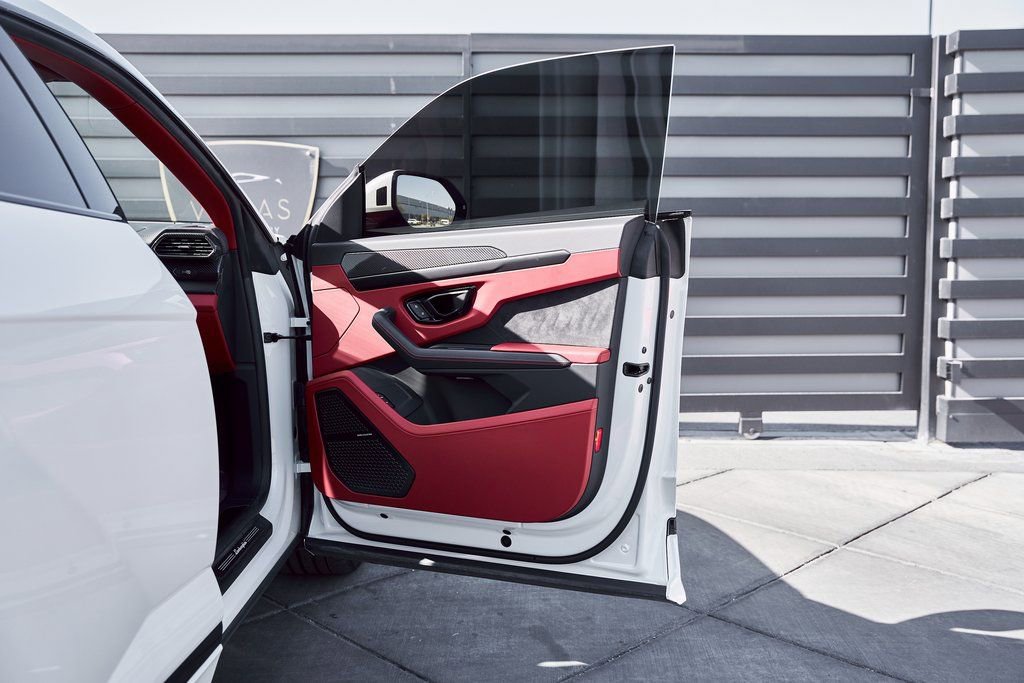 Used 2024 Lamborghini Urus S image 22